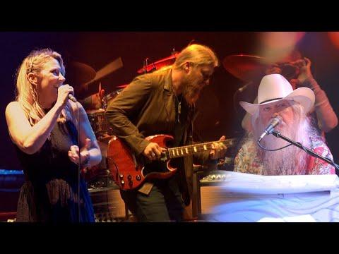 Tedeschi Trucks Band & Leon Russell – 'The Letter' [Feat. Susan Tedeschi]