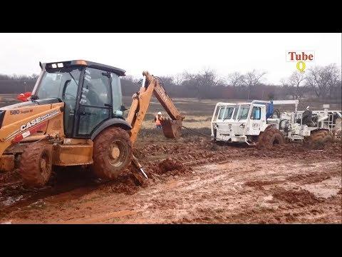 Extreme Trucks stuck in mud interesting technique