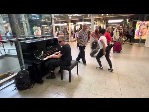 When You Hear New Orleans Piano For The First Time #Video