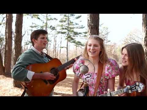 Lonesome Pine - The Petersens (LIVE) #Video
