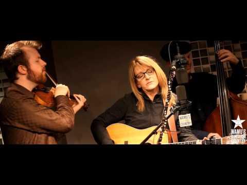 Claire Lynch - How Many Moons [Live at WAMU's Bluegrass Country]