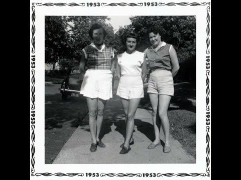 35 Amazing Photos of Young Women in Shorts During the 1950s Video