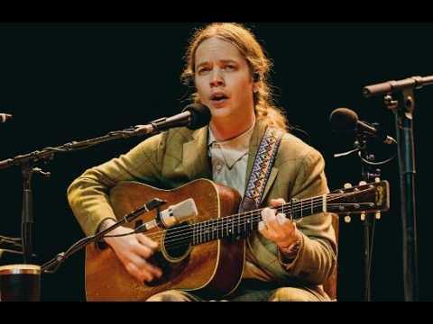 Billy Strings! Ralph Stanley's 'A Robin Built A Nest On Daddys Grave' Huntsville, AL #Video