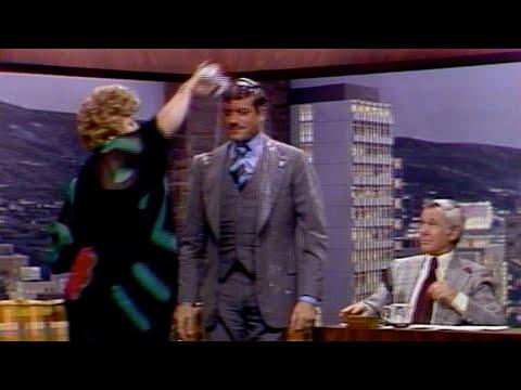 Shelly Winters Dumps Her Drink All Over Oliver Reed Video - The Tonight Show Starring Johnny Carson