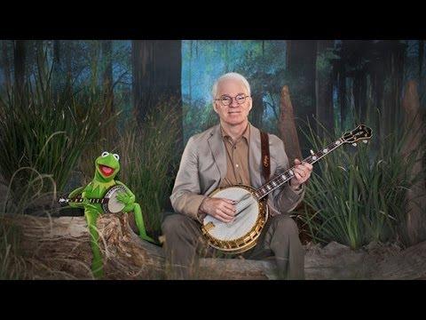 Steve Martin and Kermit the Frog in Dueling Banjos Video