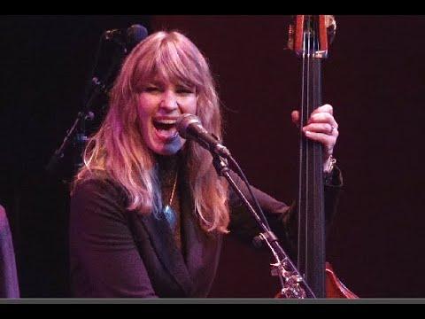 Molly Tuttle and Shelby Means 'Side Saddle' 11/12/23 Albany, NY #Video
