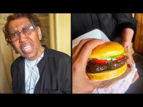 Burger King Gave Her a Fake Burger | YOUR Daily Dose of Internet