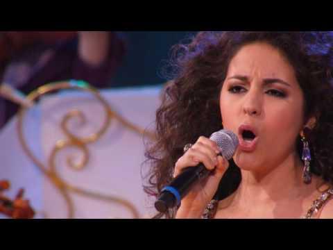 A Tribute To Michael Jackson. The Earth Song By Andre Rieu And Carmen Monarcha