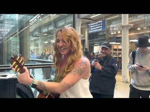 Two Rockers Stun The Station #Video
