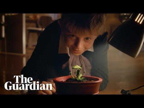 John Lewis Christmas Magic: A Child, a Carnivorous Plant, and an Operatic Journey! #Video