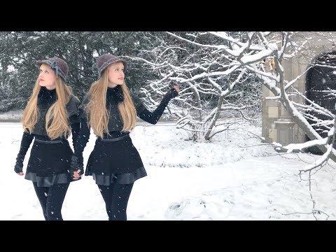 IN THE BLEAK MIDWINTER (Holst) Harp Twins, Camille and Kennerly