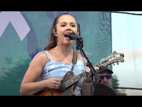 Sierra Hull 'How Long' Grey Fox 2025 #Video