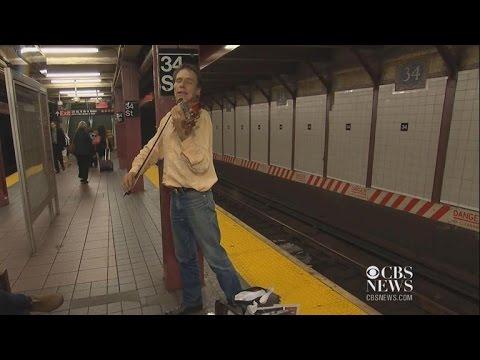Juilliard Violinist Chooses Subway As His Stage