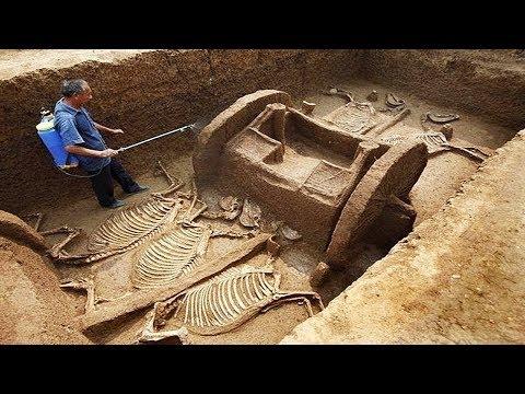 8 MOST MYSTERIOUS DISCOVERIES ON EARTH