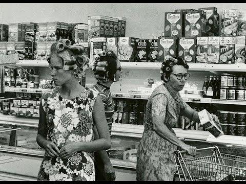 60 Incredible Vintage Photos Of Grocery Stores From Across America