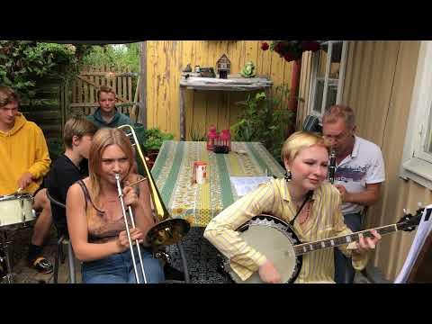 Greetings from Sweden - Gunhild Carling - Carling family - King Porter Stomp #Video