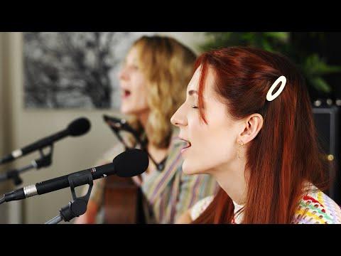 Catch The Wind - MonaLisa Twins (Donovan Cover) // MLT Club Duo Session #Video