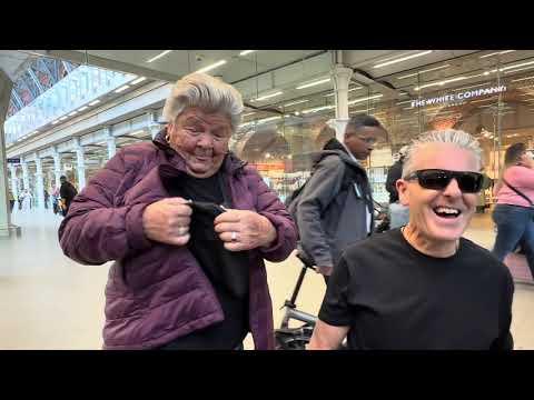 Judge Suzie Plays Blueberry Hill #Video