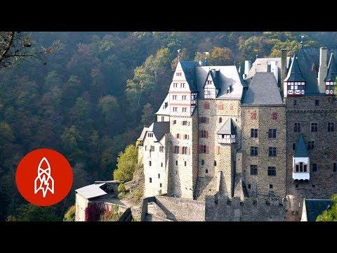 This German Castle Has Been One Family’s Home for 850 Years