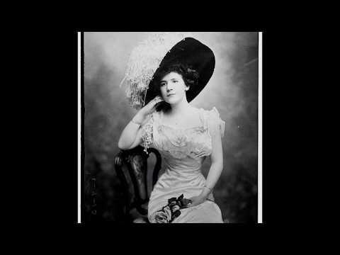 Women's Fashion of the Edwardian Era: Gowns of the 1900's