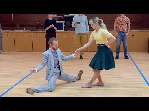 Rock Around The Clock Boogie Woogie by Sondre & Tanya #Video