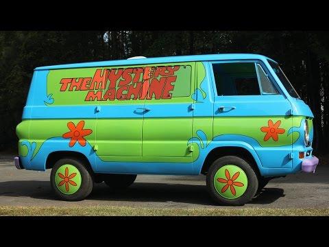 Movie Buff Builds Scooby Doo’s 'Mystery Machine' Van #Video