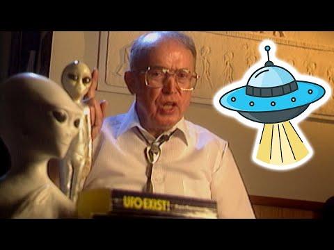 The UFO Expert (Texas Country Reporter) #Video