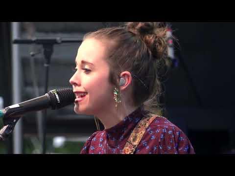 Sierra Hull 'I Feel The Blues Moving In' Grey Fox 2023 #Video