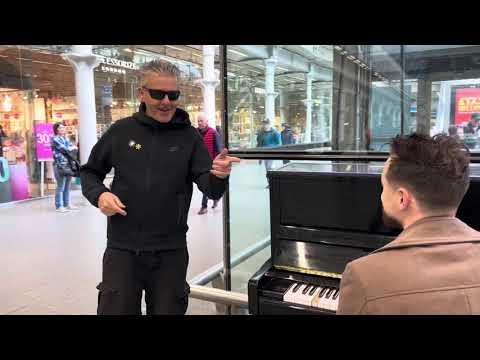 Cool Ragtime Dude Cheers Everyone Up At The Piano #Video