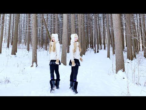 Still Still Still - Winter Lullaby - Harp Twins Video, Camille and Kennerly