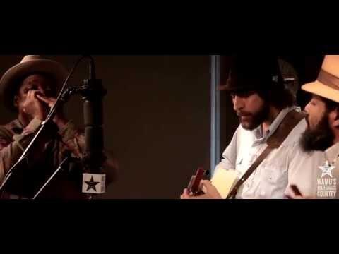 Ben Hunter & Joe Seamons W/ Phil Wiggins - Banks Of The River [Live At WAMU's Bluegrass Country]