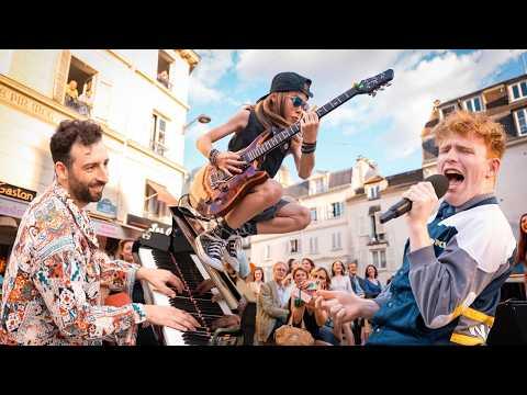 The most INSANE Bohemian Rhapsody Flashmob you will ever see!! #Video