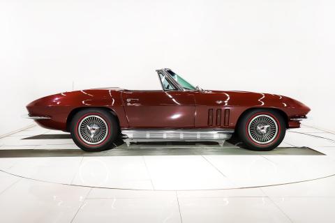 1965 Chevrolet Corvette for sale at Volo Auto Museum