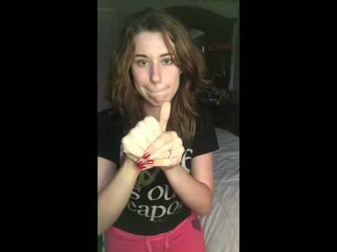 Girl Demonstrates The Extreme Hypermobility Of Her Hands