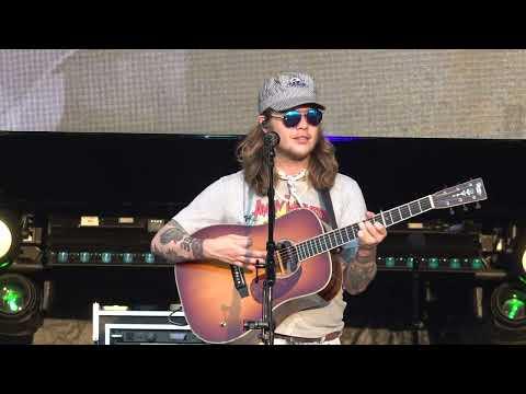 Billy Strings covers Dan Fogelberg's 'Along the Road' Essex Jct, VT 7/23/23 #Video