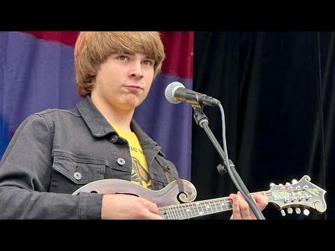 14-year-old Wyatt Ellis shreds Orange Blossom Special at Eric Clapton’s Crossroads Guitar Festival #
